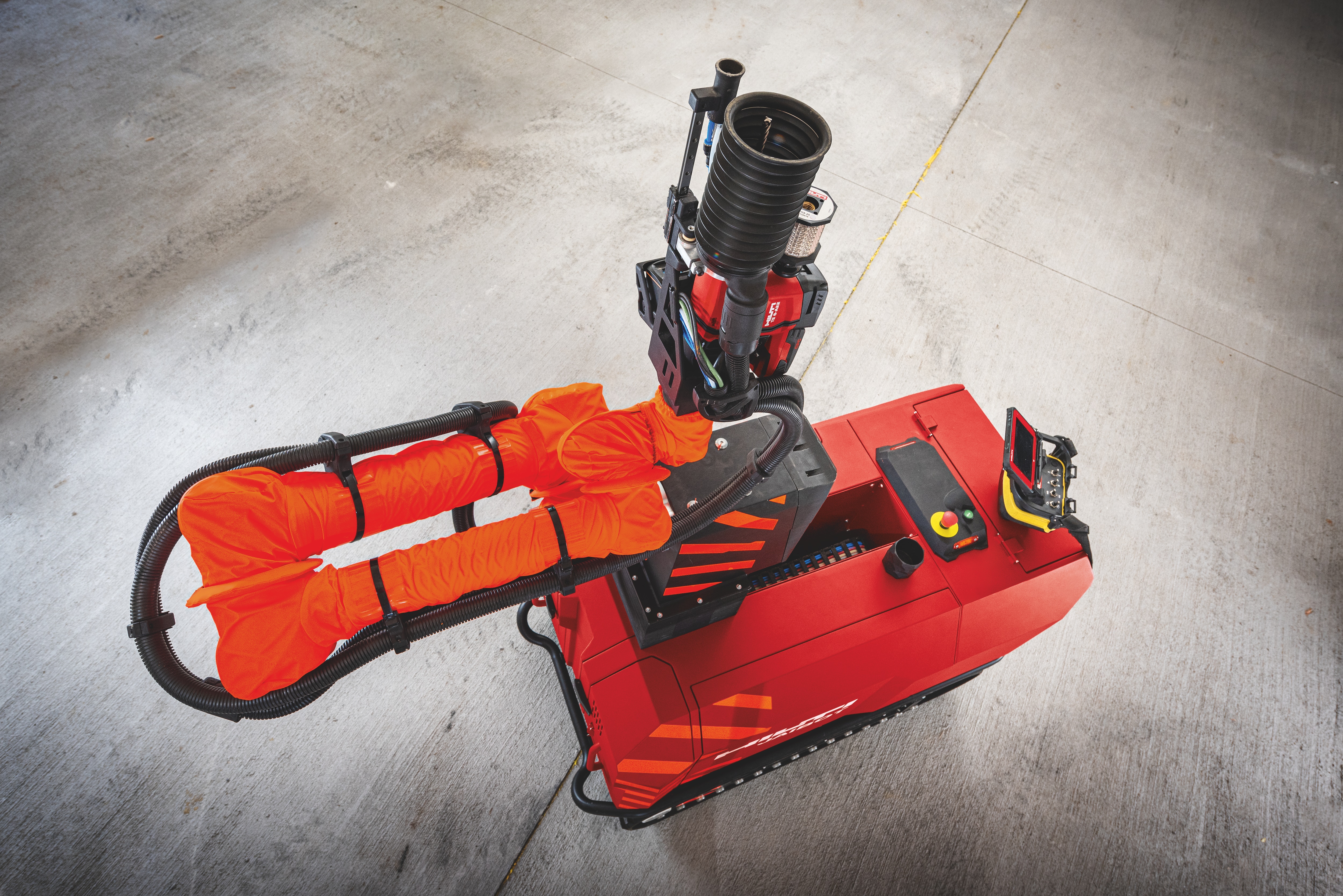 Robot budowlany z ramieniem wiertarskim do montażu sufitowego