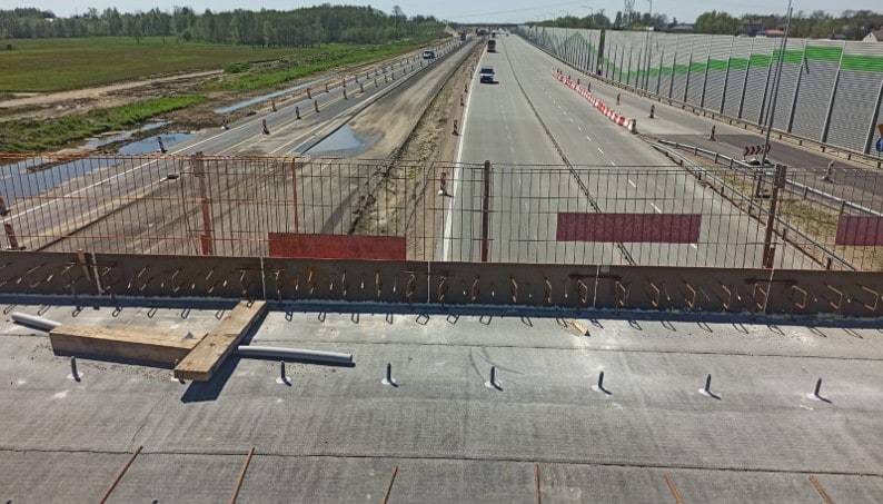 Image alt text (optional)