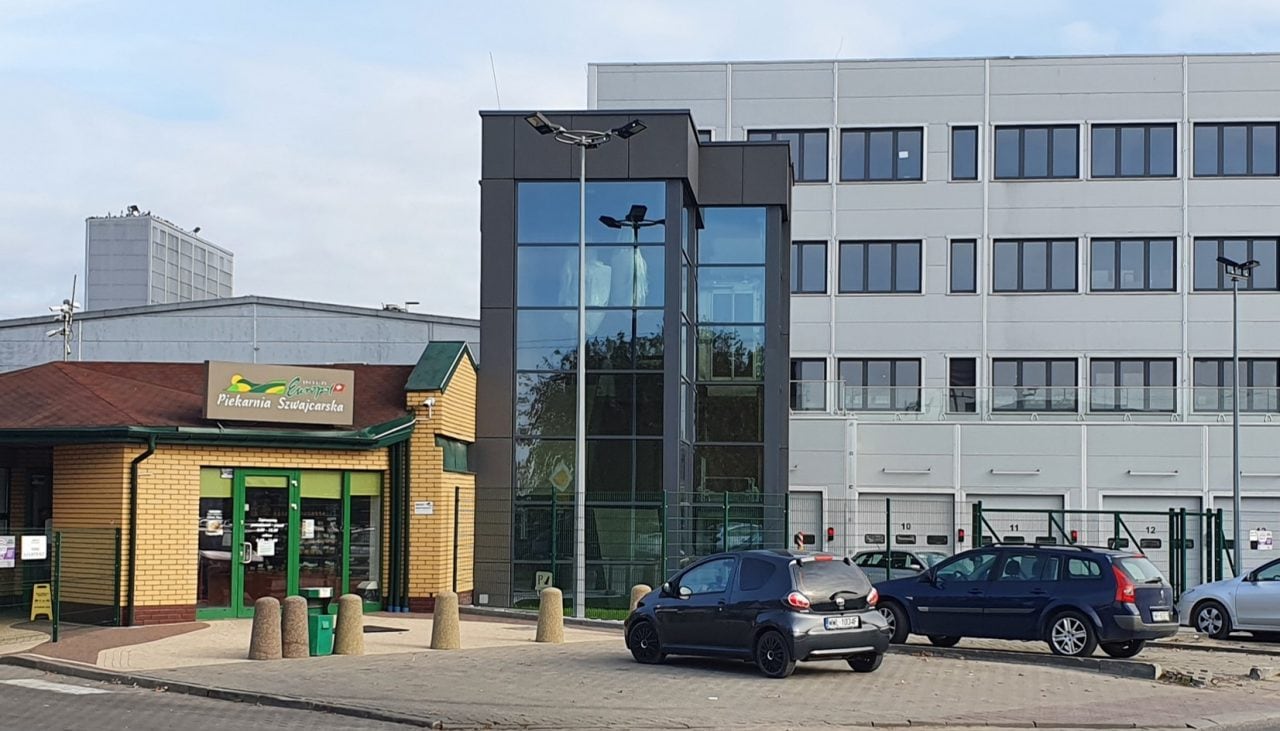 Image alt text (optional)