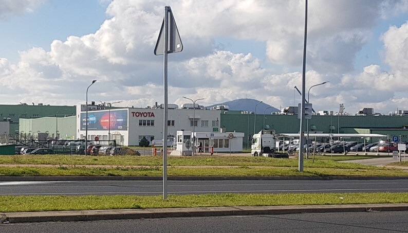 Image alt text (optional)