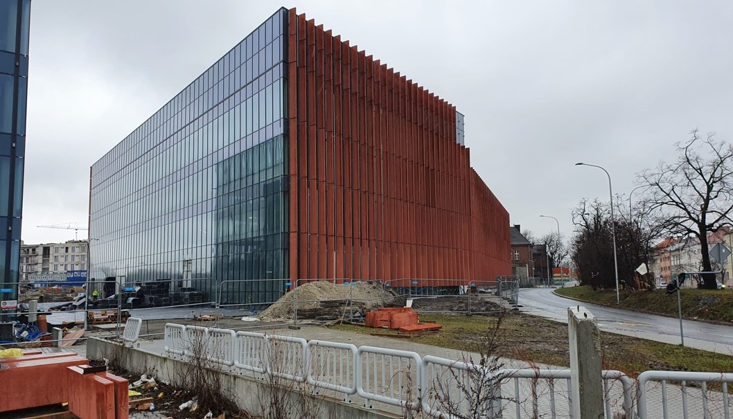 Image alt text (optional)