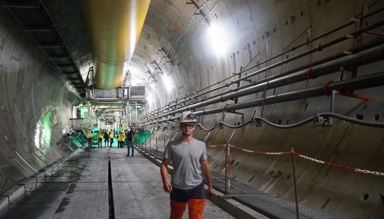 Image alt text (optional)