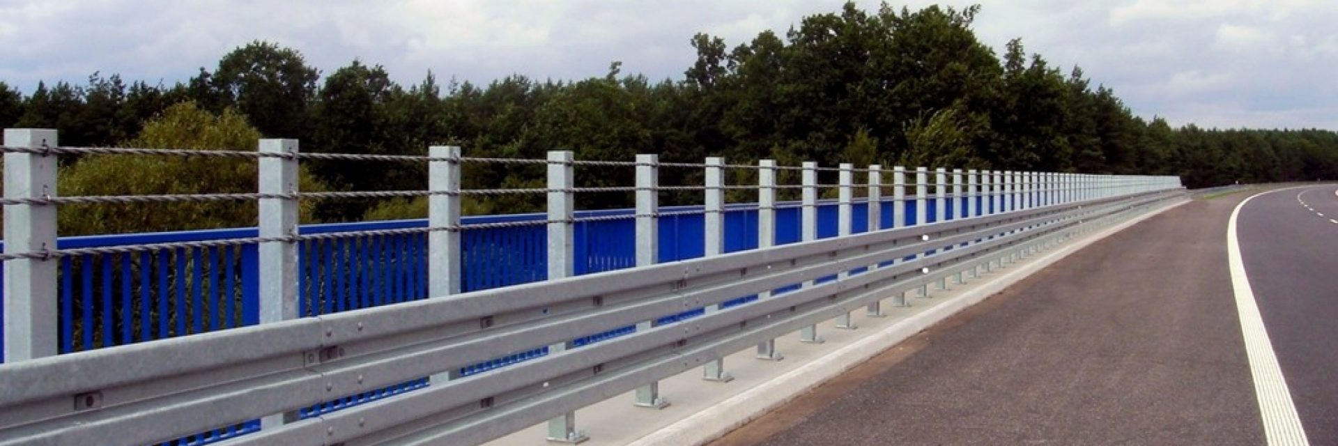 Bariery na autostradzie A1