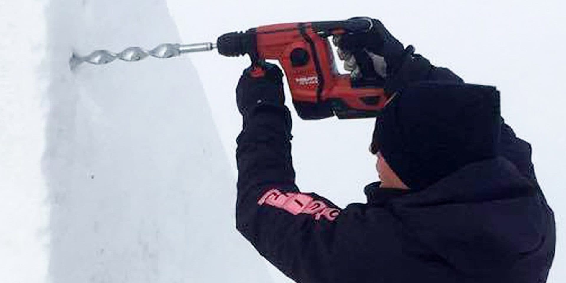 Wiertarka Hilti do wykonywania wierceń w lodzie i śniegu