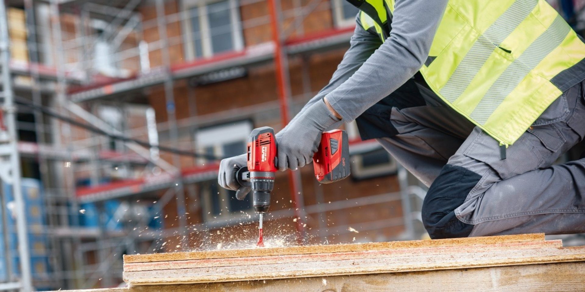 Akumulatorowa wkrętarko-wiertarka udarowa SF 6H-A22