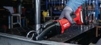 Akumulatorowe nożyce szczelinowe SSH 6-22 Akumulatorowe nożyce szczelinowe do szybkiego cięcia blach i profili do 2,5 mm │12 ga – z dołączonymi ostrzami Hilti SSH CS (platforma akumulatorowa Nuron) Aplikacje 3