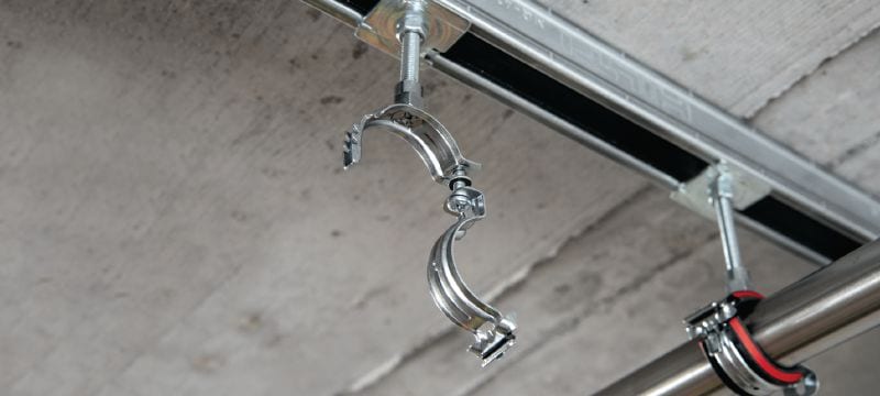 MP-U Obejma do rur z szybkim mechanizmem zamykającym Ocynkowana galwanicznie obejma do rur z szybkim mechanizmem zamykającym, zapewniająca wysoką produktywność w zastosowaniach ze średnimi obciążeniami (bez wkładki stabilizacyjnej) Aplikacje 1