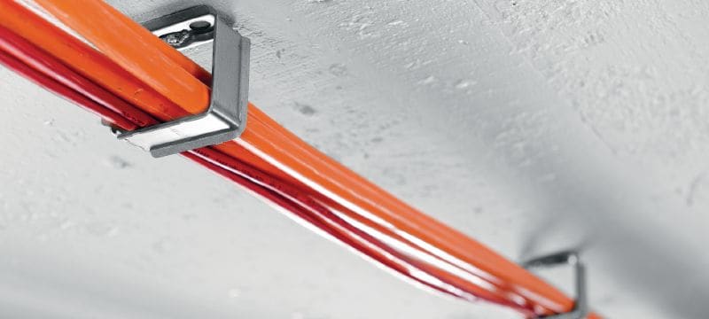 Metalowy uchwyt kabla X-ECH-FE MX Metalowy uchwyt do wiązek kabli, do stosowania z gwoździami magazynkowanymi lub kotwami na stropach lub ścianach Aplikacje 1