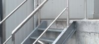 Kotwa klinowa HSA Wysoce wytrzymała kotwa klinowa do standardowych obciążeń statycznych, do osadzania w betonie niespękanym (stal węglowa) Aplikacje 3