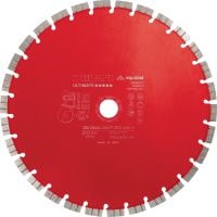 Tarcza diamentowa SPX Universal A do przecinarek akumulatorowych Najwytrzymalsza tarcza diamentowa zaprojektowana z myślą o zapewnieniu trwałości oraz maksymalnej liczby cięć z jednego ładowania akumulatora i maksymalnej prędkości podczas wykonywania prac w różnorodnych materiałach