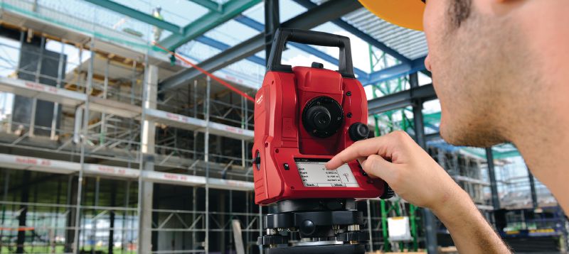 Tachimetr budowlany POS 15 Precyzyjny tachimetr budowlany, obsługiwany przez dwie osoby, dokładność pomiaru kąta 5 Aplikacje 1