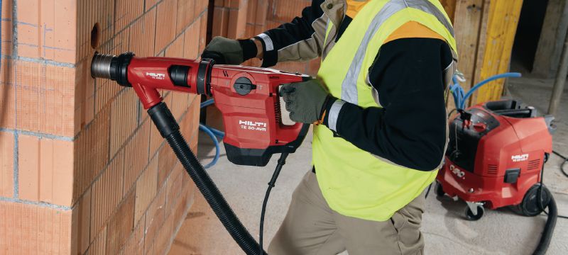 Młotowiertarka TE 50-AVR Najbardziej kompaktowa młotowiertarka Hilti SDS Max (TE-Y), o małej masie, zapewniająca komfort i kontrolę podczas wiercenia lub dłutowania w betonie, kamieniu i murze Aplikacje 1