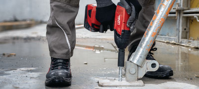Kotwa wkręcana HUS4-H Wysoce wytrzymała kotwa wkręcana z łbem sześciokątnym, do mocowania w betonie i murze (stal węglowa) Aplikacje 1
