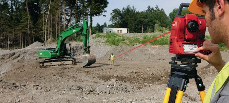 Tachimetr budowlany POS 15 Precyzyjny tachimetr budowlany, obsługiwany przez dwie osoby, dokładność pomiaru kąta 5 Aplikacje 1