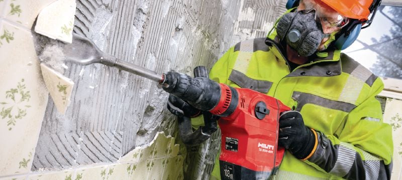 Młot dłutujący TE 500-AVR SDS-Max Uniwersalny młot wyburzeniowy, z uchwytem SDS Max (TE-Y), do lekkiego dłutowania w betonie i murze, wyposażony w aktywny system tłumienia wibracji (AVR) Aplikacje 1