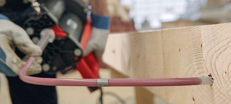 Kotwa wklejana HIT-RE 500 V4 Najwytrzymalsza iniekcyjna żywica epoksydowa, certyfikowana do wklejania prętów zbrojeniowych i wykonywania zakotwień do dużych obciążeń Aplikacje 1