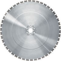 Tarcza do piły ściennej SPX LCS Equidist (60HY: pasuje do narzędzi Hilti, Husqvarna®, Tyrolit®) Najwytrzymalsza tarcza do pił ściennych (5-10 kW) charakteryzująca się dużą prędkością cięcia oraz zwiększoną trwałością przy wykonywaniu prac w betonie zbrojonym (trzpień 60HY pasuje do pił ściennych Hilti, Husqvarna® i Tyrolit®)