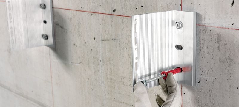 Kotwa plastikowa HRD-HF Wstępnie zmontowana kotwa plastikowa do mocowania w betonie i murze, z wkrętem odpornym na korozję (ocynk ogniowy, łeb sześciokątny) Aplikacje 1