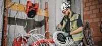 Wentylator akumulatorowy KCF 4-22 Wydajny wentylator zapewniający całodzienną pracę na akumulatorze, z obrotową głowicą oraz hakami do zawieszania, do chłodzenia i wentylowania miejsc pracy (platforma akumulatorowa Nuron) Aplikacje 2